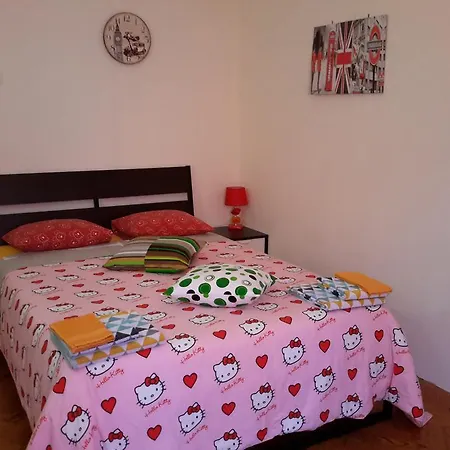 Tanka Bed & Breakfast *